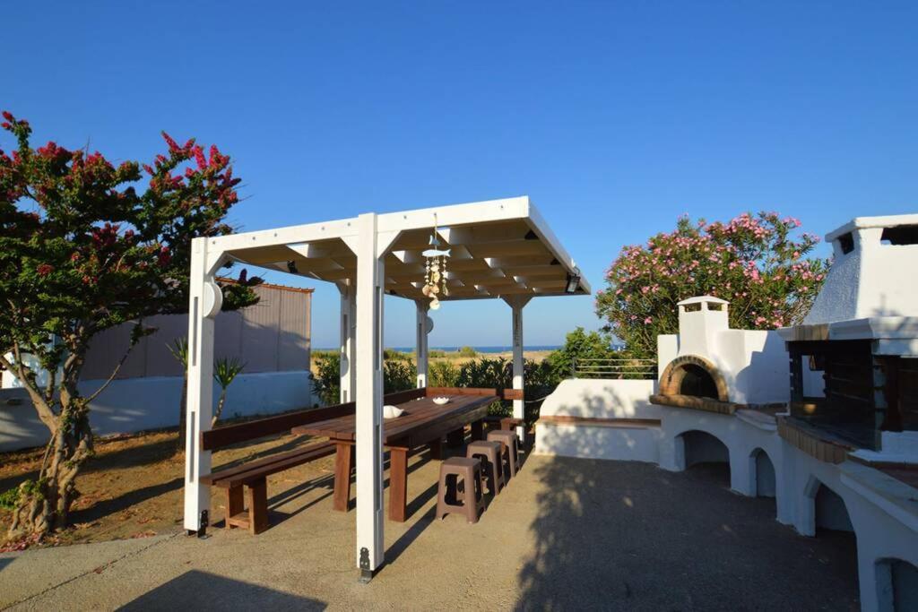 Renes Paradise Seahome - Afandou Beach, Rhodes 科林比亚 外观 照片